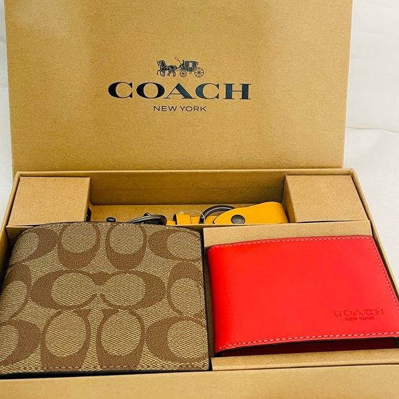 NWT Coach Men’s 3 in-1 Khaki Red Wallet boxed Gift set - Picture 2 of 11